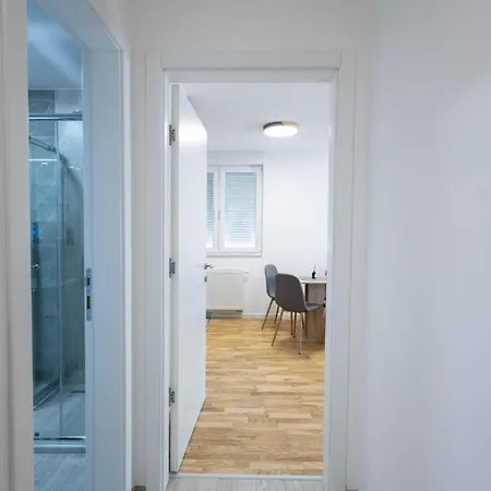Stella Apartment